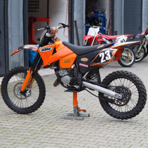 KTM-125-2takt-zijkant